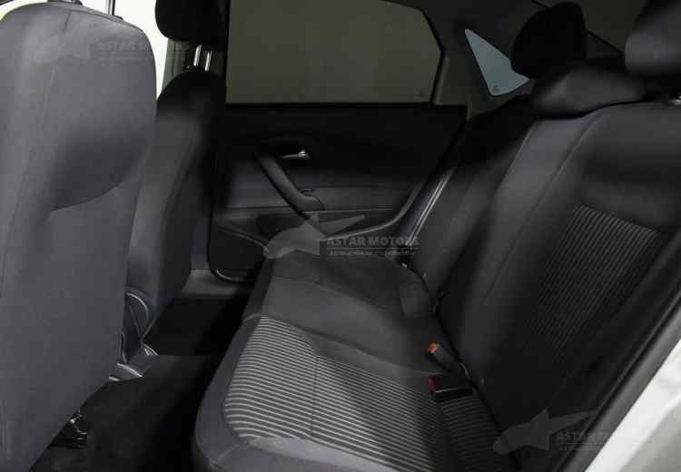 Volkswagen Polo IV Рестайлинг