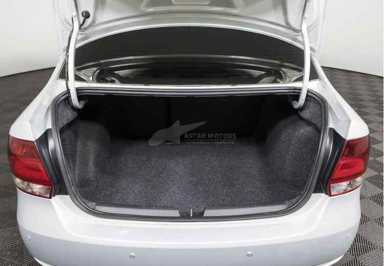 Volkswagen Polo IV Рестайлинг