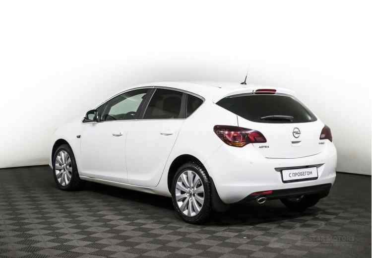 Opel Astra J Рестайлинг
