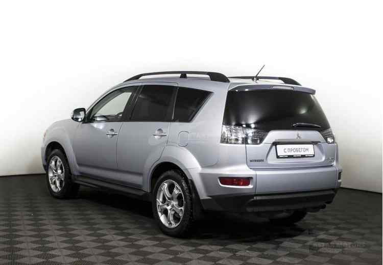 Mitsubishi Outlander III