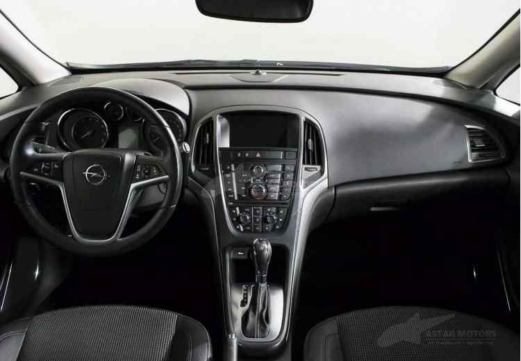 Opel Astra J Рестайлинг
