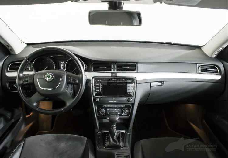 Skoda Superb II