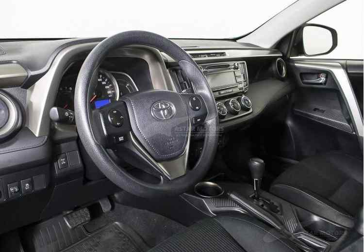 Toyota RAV4 IV (CA40)