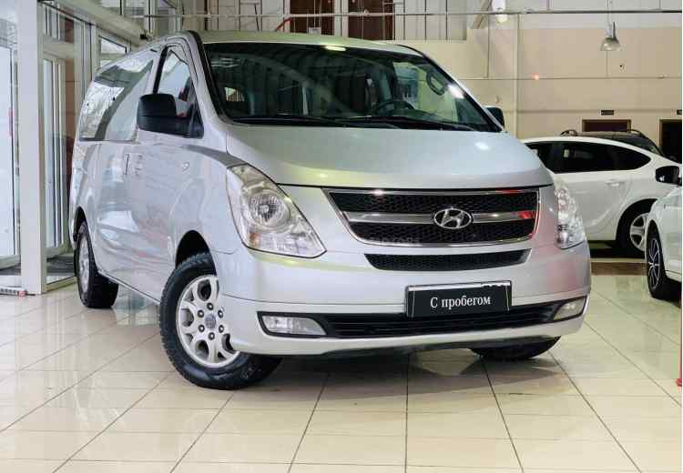 Hyundai Grand Starex