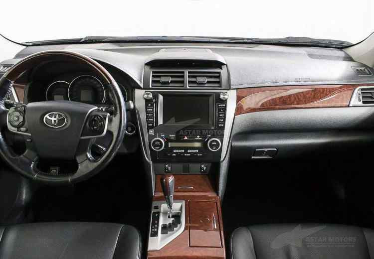 Toyota Camry VII (XV50)