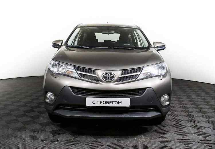 Toyota RAV4 IV (CA40)