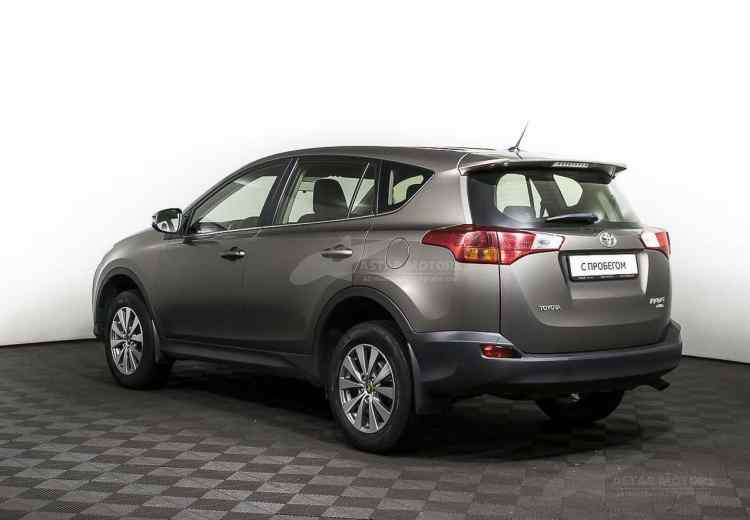 Toyota RAV4 IV (CA40)