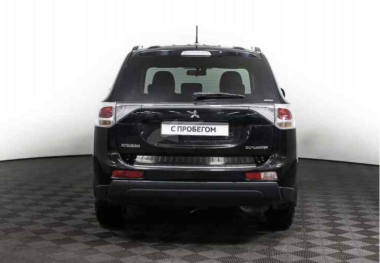 Mitsubishi Outlander III