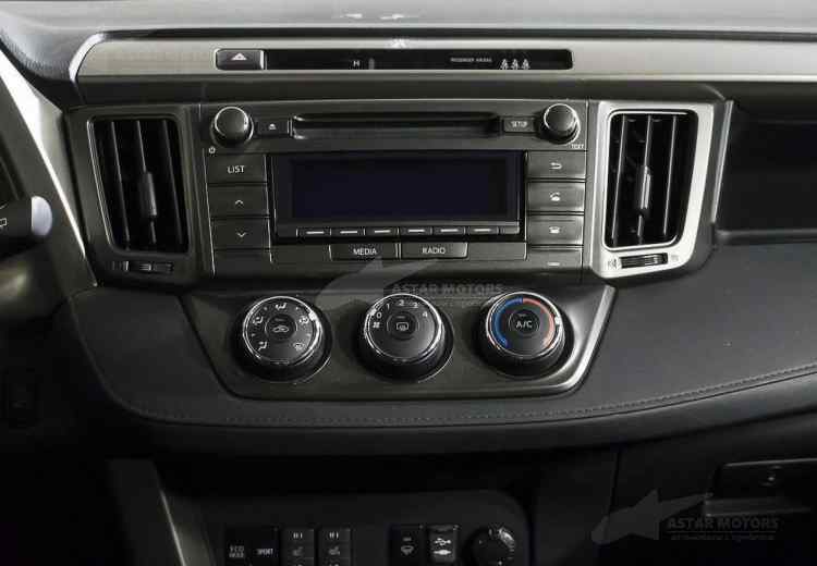 Toyota RAV4 IV (CA40)