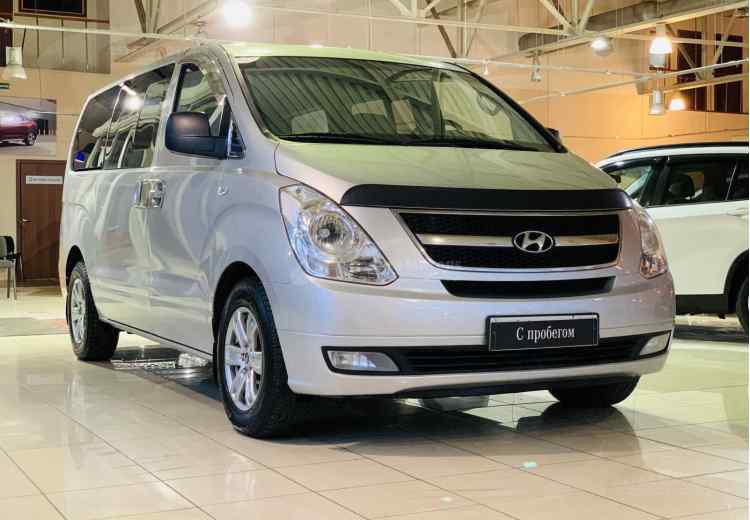 Hyundai Grand Starex