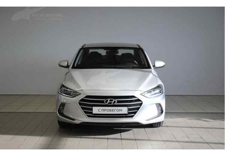 Hyundai Elantra VI (AD)