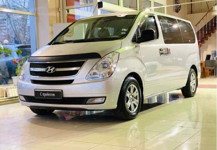 Hyundai Grand Starex