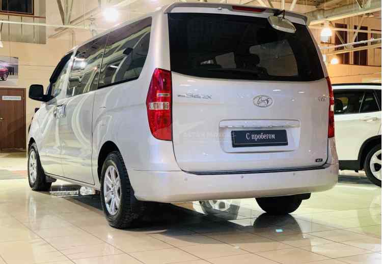 Hyundai Grand Starex