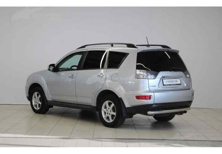Mitsubishi Outlander II Рестайлинг
