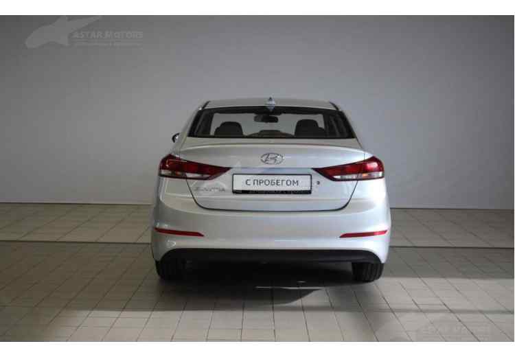 Hyundai Elantra VI (AD)