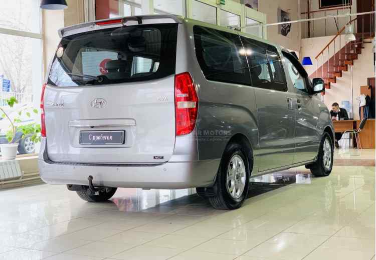 Hyundai Grand Starex