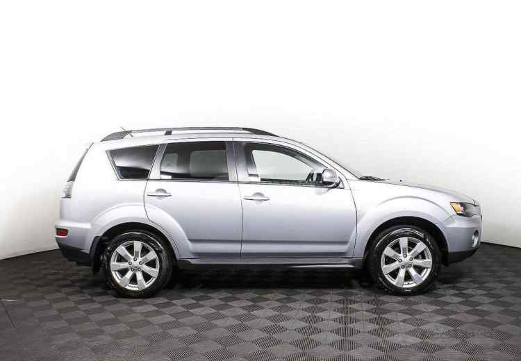 Mitsubishi Outlander III