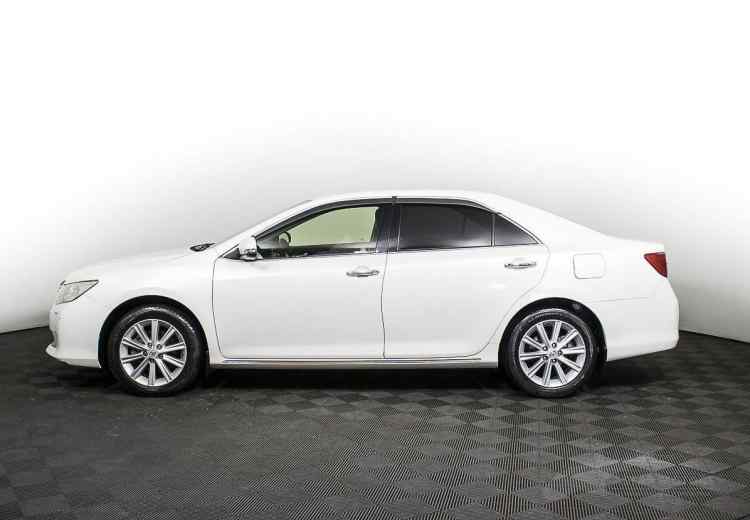 Toyota Camry VII (XV50)