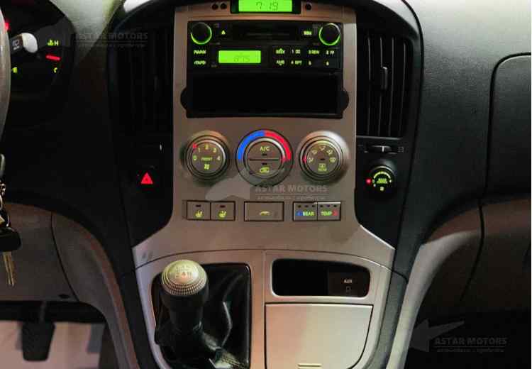 Hyundai Grand Starex