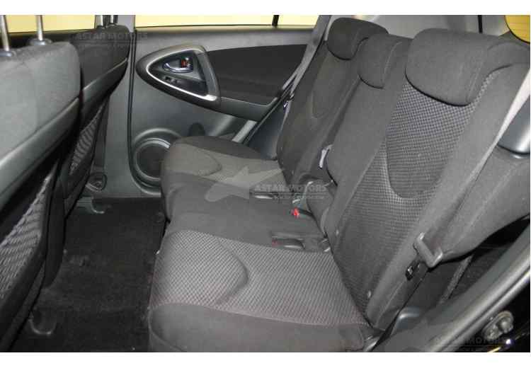 Toyota RAV4 IV (CA40)