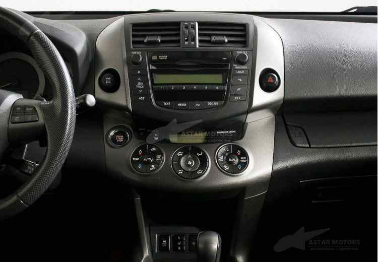 Toyota RAV4 IV (CA40)