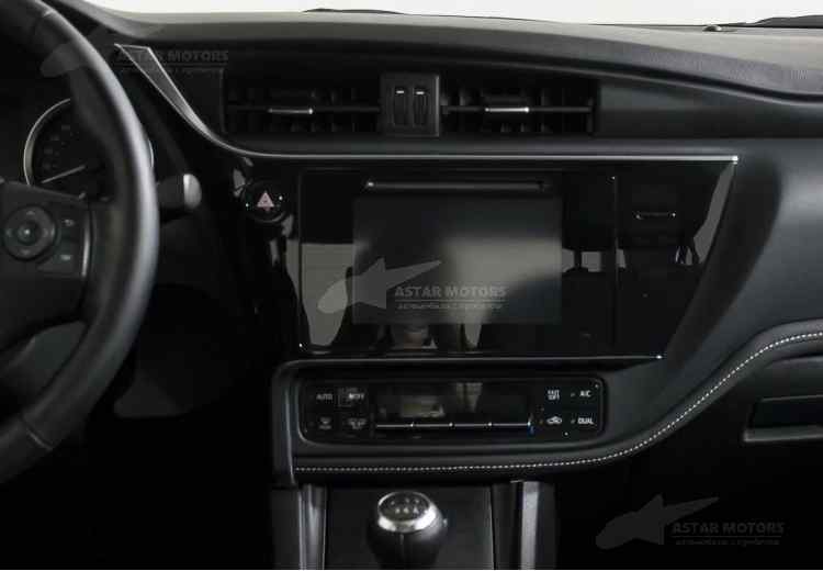 Toyota Corolla XII (E210)