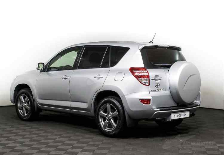 Toyota RAV4 IV (CA40)