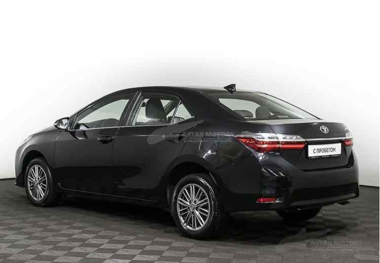 Toyota Corolla XII (E210)