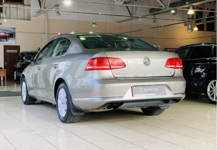 Volkswagen Passat B7