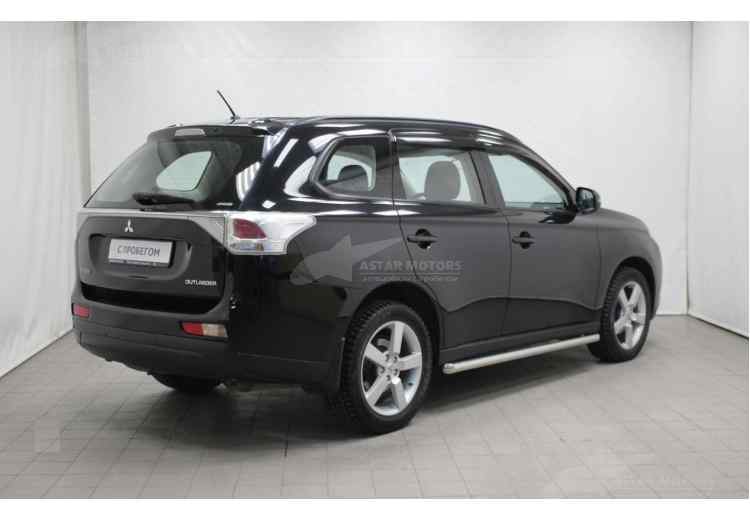 Mitsubishi Outlander III