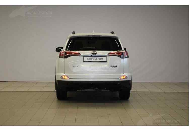 Toyota RAV4 V (XA50)