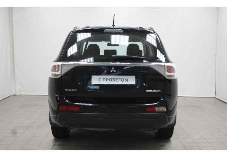 Mitsubishi Outlander III