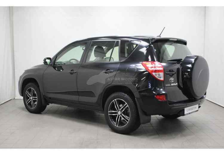 Toyota RAV4 IV (CA40)