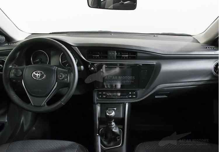 Toyota Corolla XII (E210)