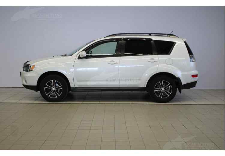 Mitsubishi Outlander III