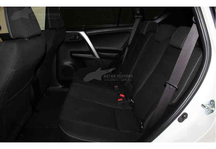 Toyota RAV4 V (XA50)