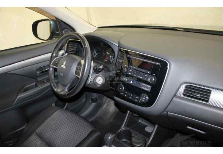 Mitsubishi Outlander III