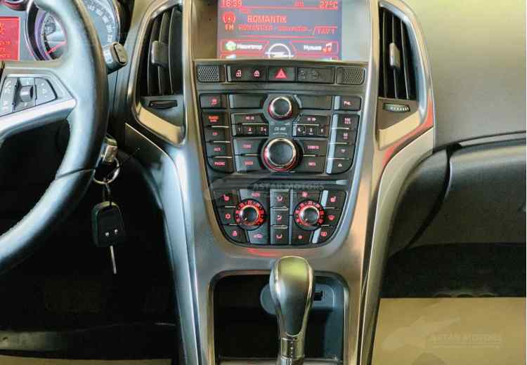 Opel Astra J Рестайлинг