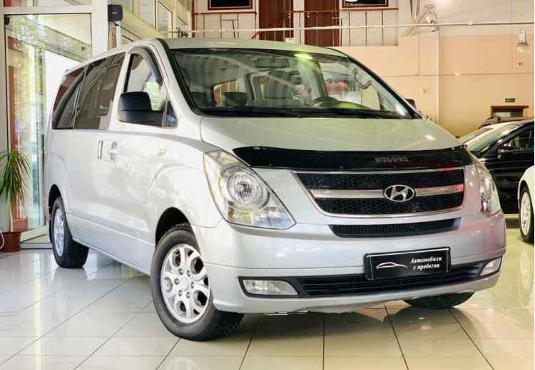 Hyundai Grand Starex