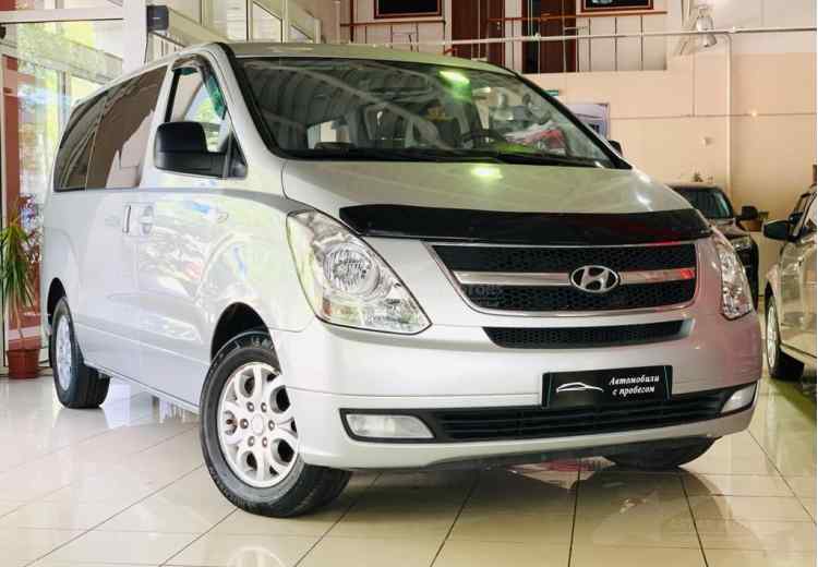 Hyundai Grand Starex