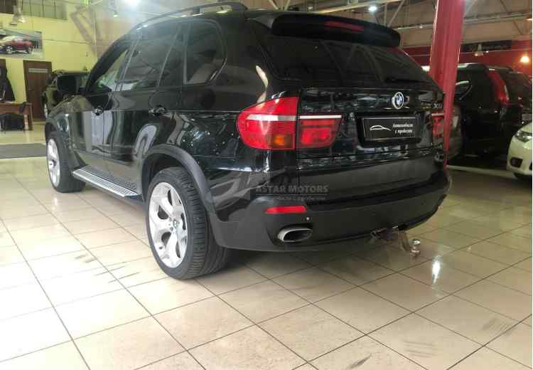 BMW X5 II (E70)