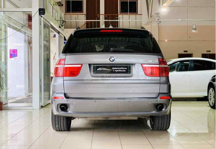 BMW X5 II (E70)