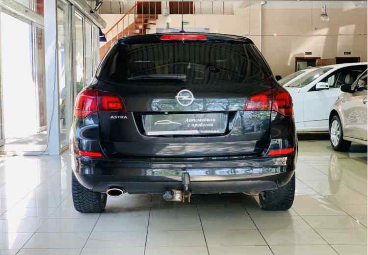 Opel Astra J Рестайлинг