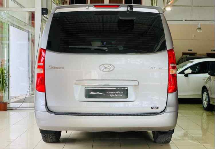 Hyundai Grand Starex