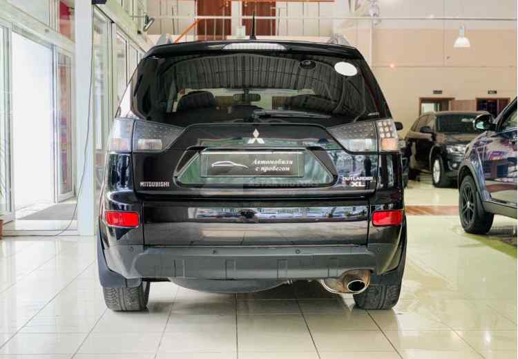 Mitsubishi Outlander II