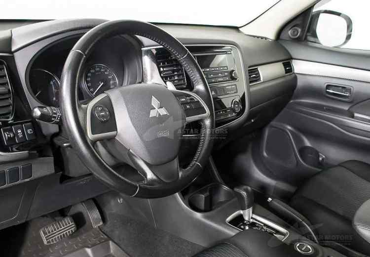 Mitsubishi Outlander III Рестайлинг