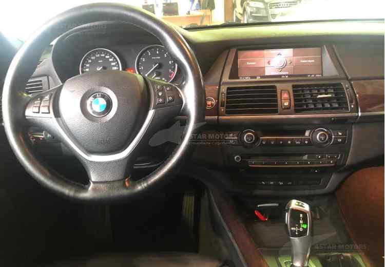 BMW X5 II (E70)