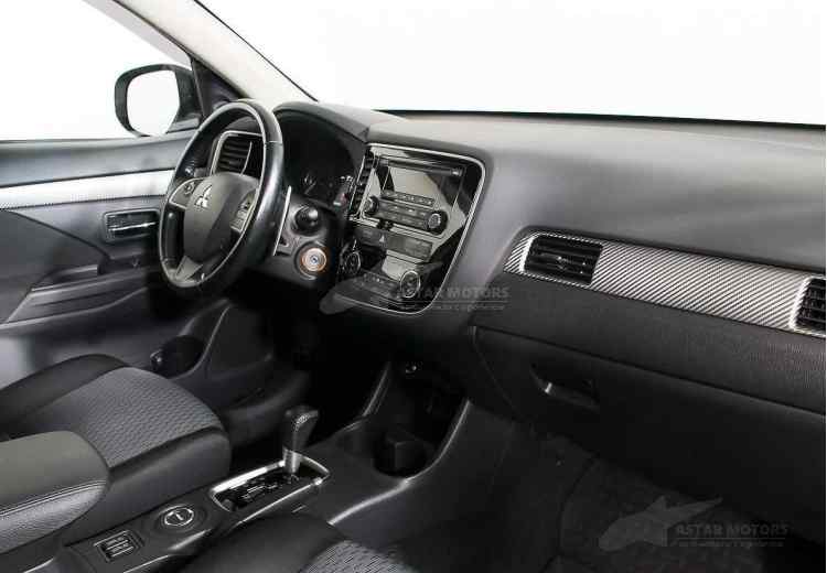 Mitsubishi Outlander III Рестайлинг