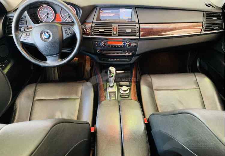 BMW X5 II (E70)