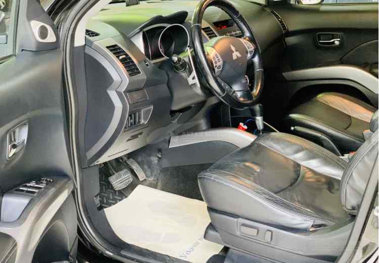 Mitsubishi Outlander II